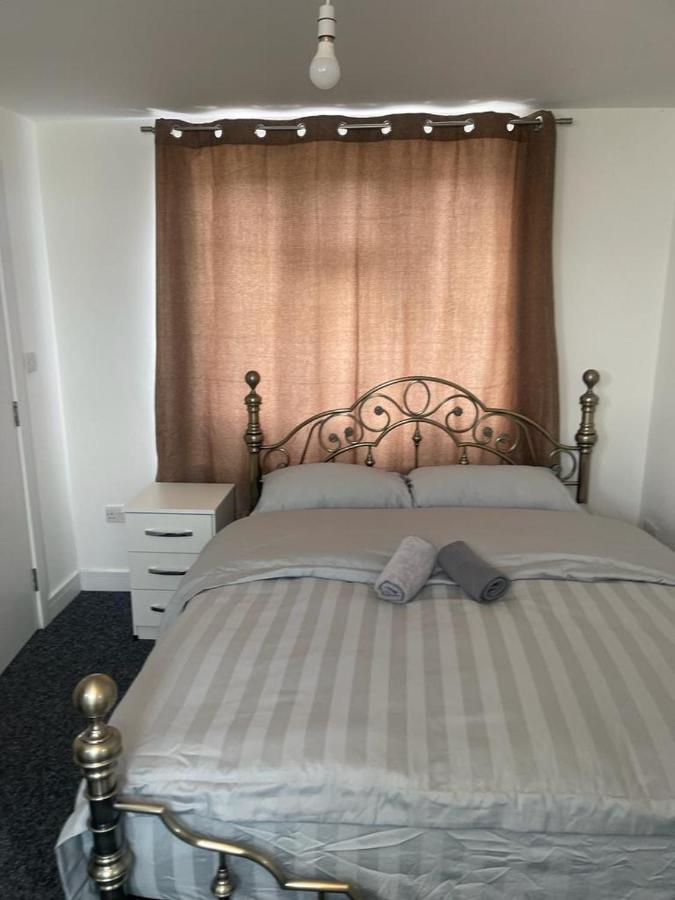 Rahal Ilford Apartamento Exterior foto